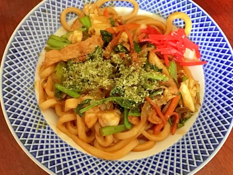 豚とカラシ菜のソース焼うどん。